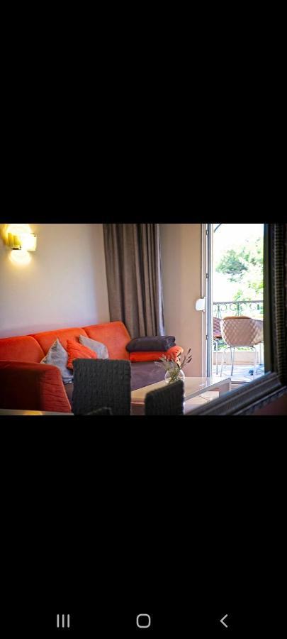 Apartman Monaco Макарська Екстер'єр фото
